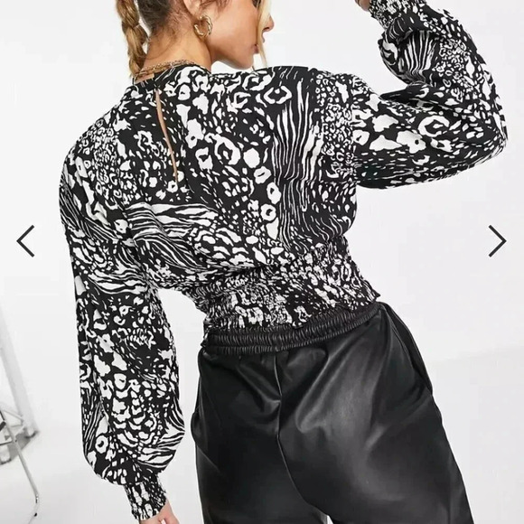 Vero Moda | Abstract Print Shirred Detail Blouse - Size Medium - Picture 3 of 4